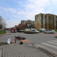 Wypadek na skrzyżowaniu w Pszczynie: ranny motocyklista